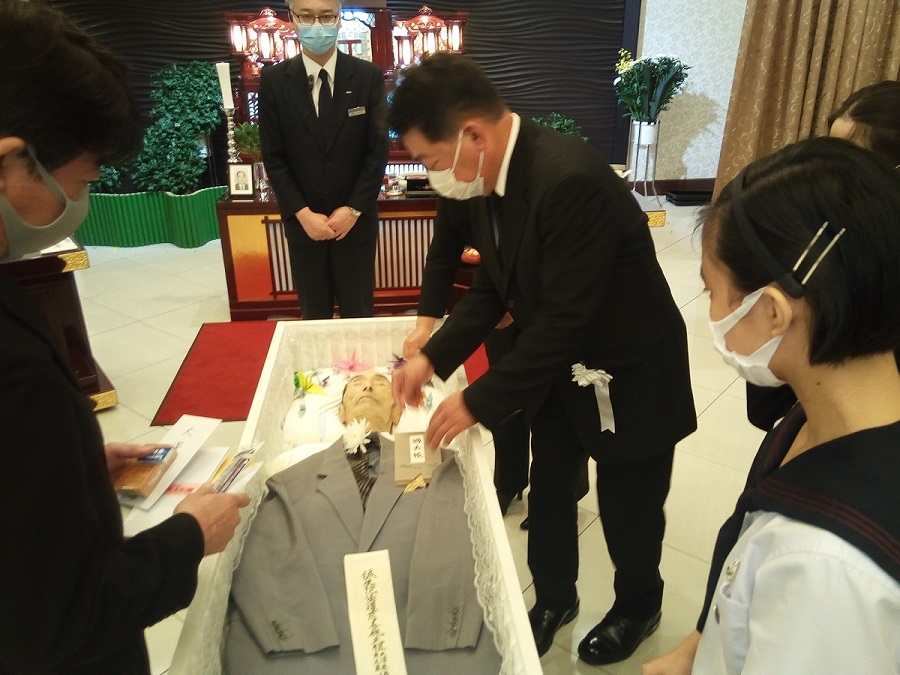 大澤芳男氏葬儀