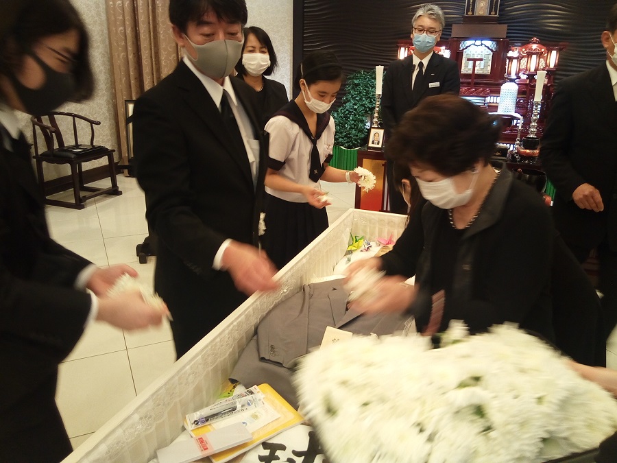 大澤芳男氏葬儀